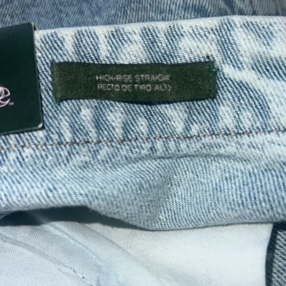 Wild Fable Light Wash High-Rise Straight Jeans Womens Size 17 NWT - Picture 9 of 16